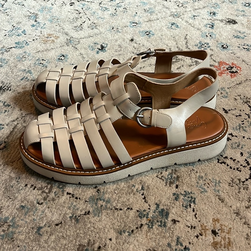 Crown Vintage Fisherman Sandals